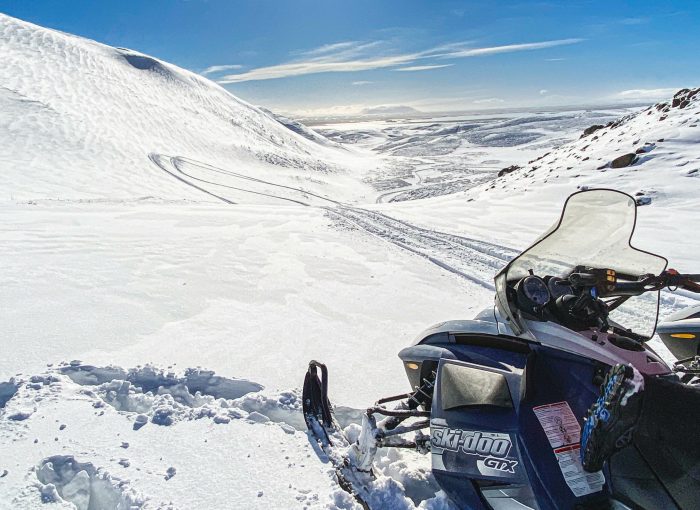 Snowmobile tour with The Traveling Viking